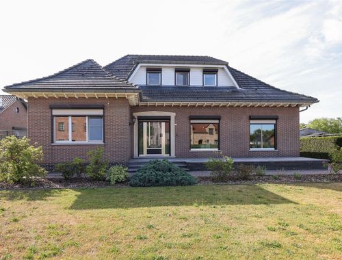                                         Woning te koop in Diepenbeek, € 439.000
