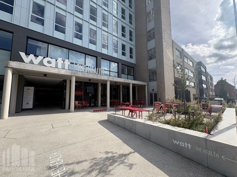 Bedrijfsvastgoed te huur in Kliniekstraat 27 bus a,
                    9050 Gentbrugge