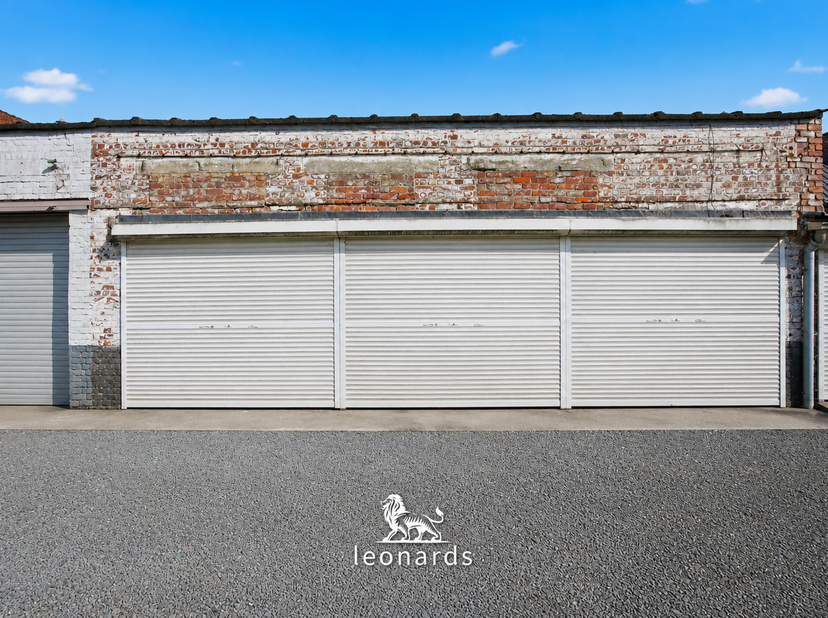 Garage te koop in Veldstraat 28/29 28,
                    8500 Kortrijk
