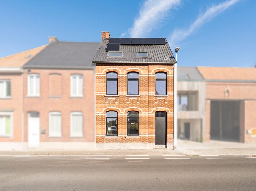 Huis te koop in Hoogstraat 11,
                    8531 Bavikhove