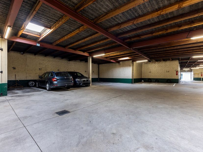 Garage à vendre
                    à 2140 Borgerhout