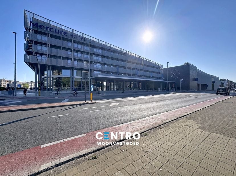 UITERST INTERESSANTE prijs! Op dezelfde locatie werden gelijkaardige hotelkamers verkocht tussen € 125.000,- en € 169.000,-!&amp;nbsp;TOPPRIJS, aangezien