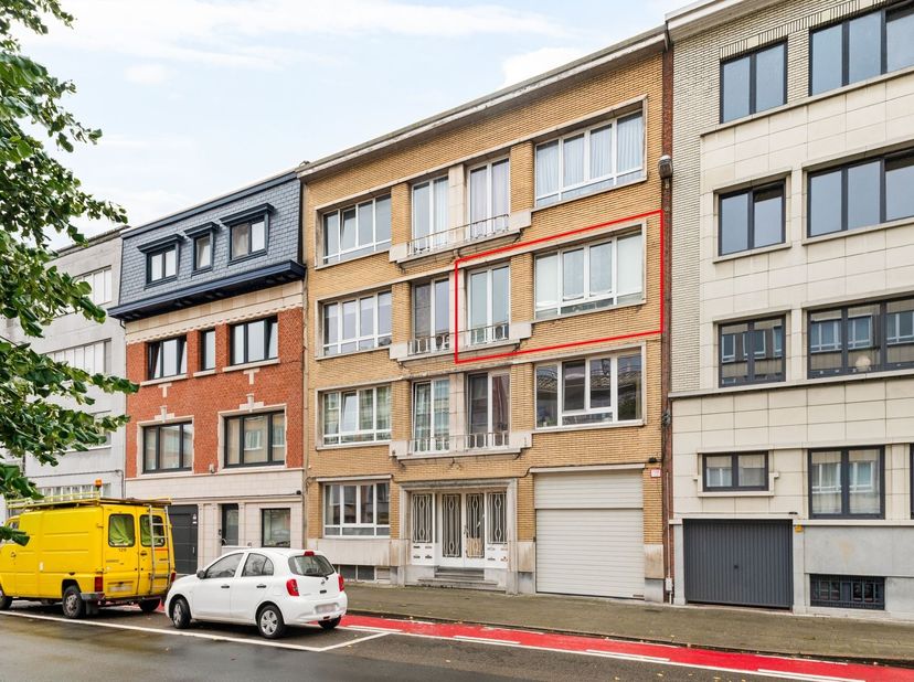 Appartement à vendre à Camille Huysmanslaan 45A boîte 2R,
                    2020 Antwerpen