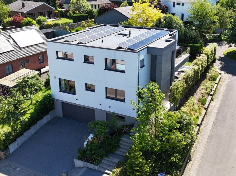 Tervuren, à 10 minutes à pied du centre, du parc et de l'arboretum : Villa entièrement reconstruite en 2019, 318 m² habitables sur un terrain de 6,96