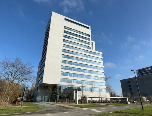                                         Kantoor te huur in Zwijnaarde, € 5.658
