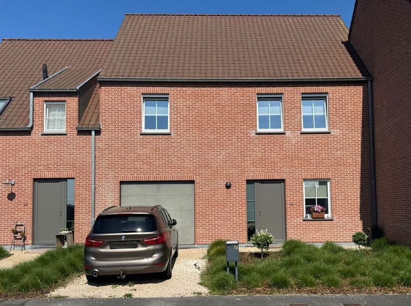 Maison jumelée à louer à Pottes<br />
Cette propriété offre un endroit confortable pour ceux qui recherchent un endroit calme avec beaucoup d'espace.