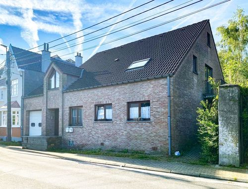                                         Appartementsgebouw te koop in La Hulpe, € 510.000
