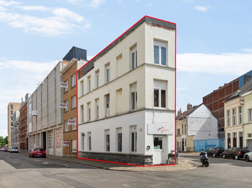 Appartement te koop in Klamperstraat 20,
                    2060 Antwerpen