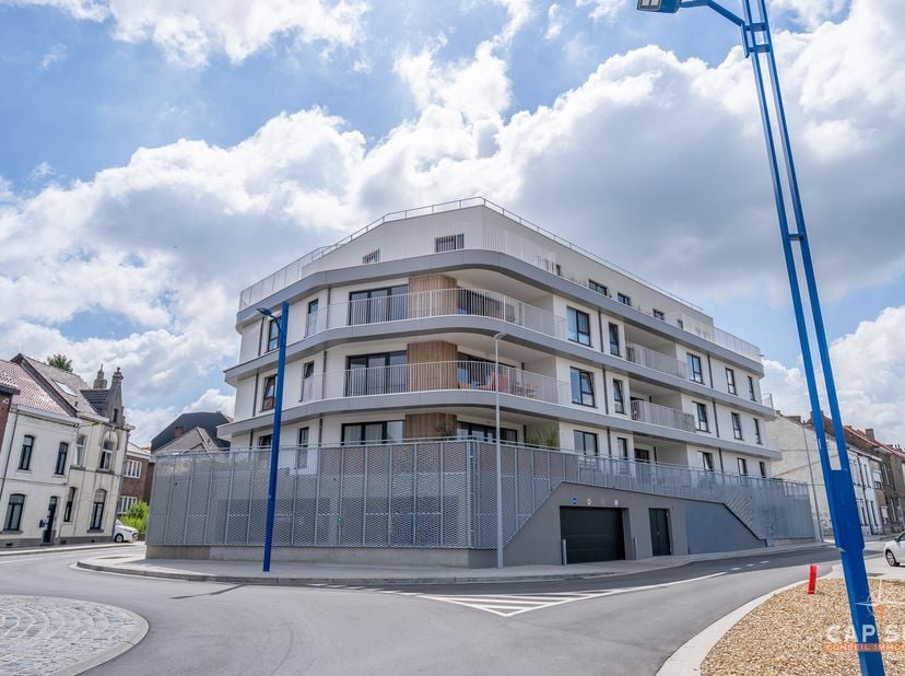 SIGNATURE DE BAIL EN COURS ! BRAINE-L’ALLEUD – Cap Sud vous présente ce magnifique appartement neuf, basse énergie, idéalement situé dans un immeuble