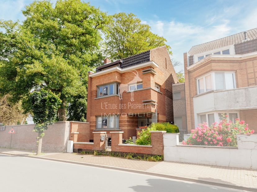 Référence Agence : V7170-520<br />
*** VISITE VIRTUELLE : https://envisite.net/vtour/fr/5otxsn/frame ***<br />
Découvrez cette magnifique maison situé