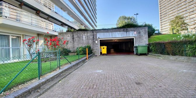 Garage te koop in Avenue de l'Arbre Ballon 26, 1090 Jette