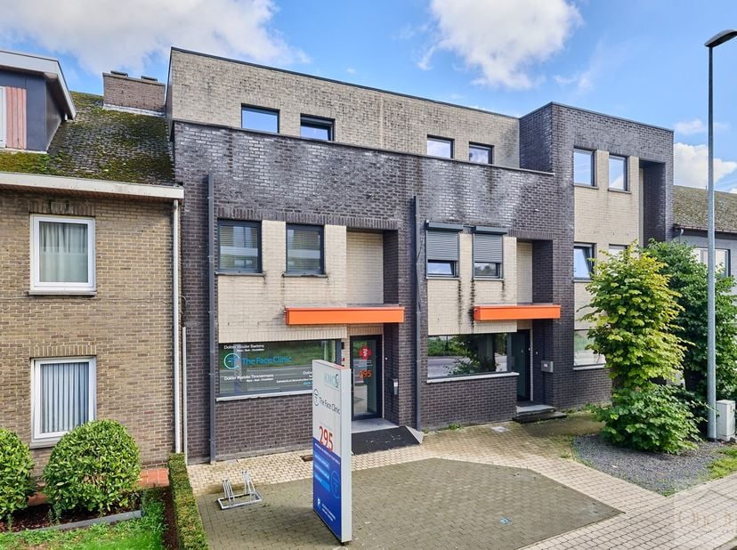 Huis te koop in Stationsstraat 295,
                    3920 Lommel