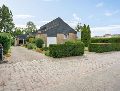                                         Buitenverblijf te koop in Grembergen, € 625.000
