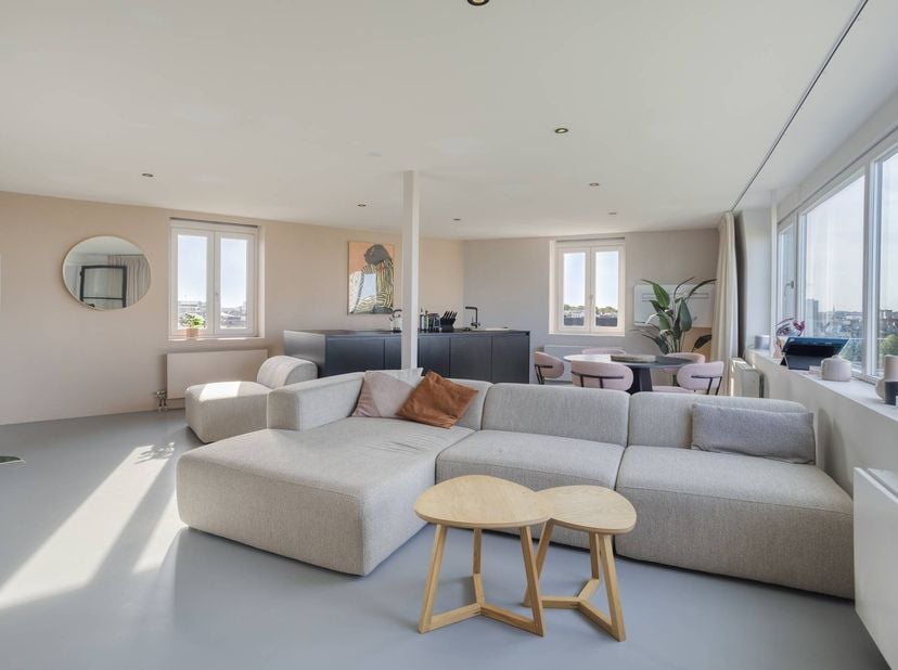 Appartement te koop in Damplein 1 bus 4,
                    2060 Antwerpen