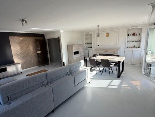                                        Appartement à vendre à Sint-Niklaas, € 210.000
