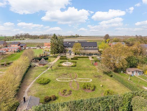                                         Eengezinswoning te koop in Wellen, € 950.000
