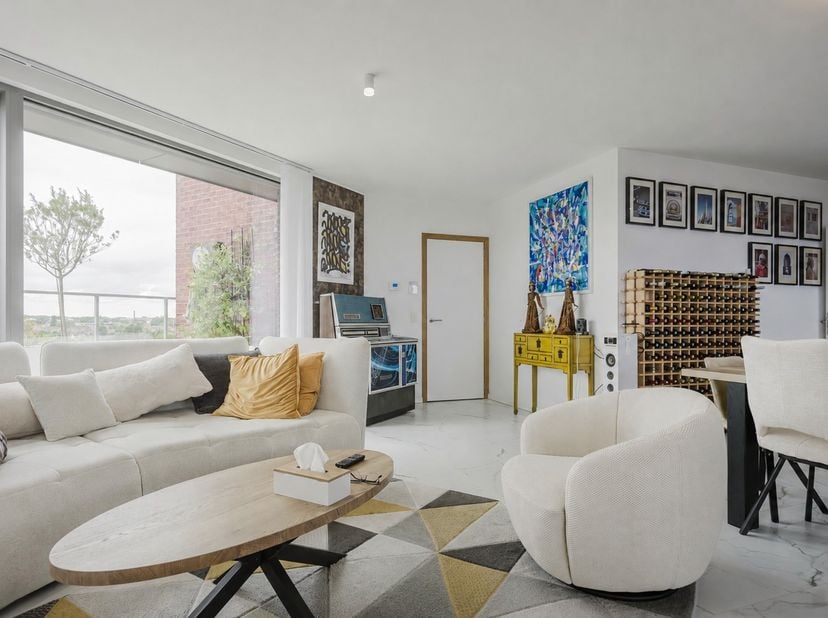 Bienvenue dans la résidence&amp;nbsp;L’Orée du Parc.<br />
Au dernier étage de cette résidence se trouve ce penthouse unique, accessible par un ascenseur