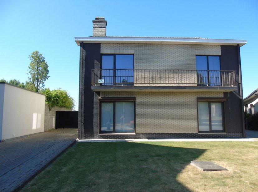 Appartement te koop in Kampenstraat 38,
                    9552 Borsbeke