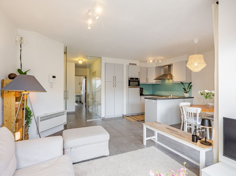 Bent u op zoek naar een instapklaar appartement op een uitstekende ligging? Of bent u eerder op zoek naar een interessante investering met een aantrek