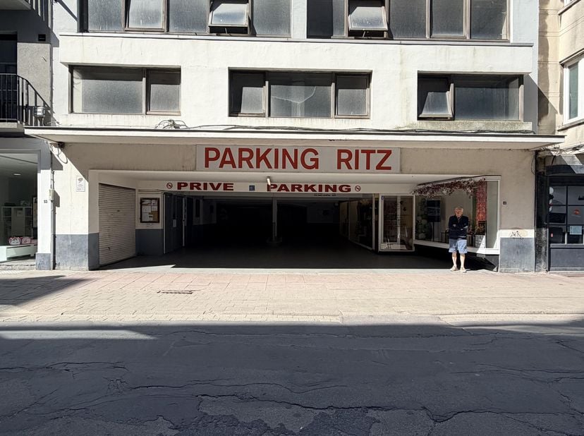 Garage te huur in Wittenonnenstraat 49-51 bus GB122,
                    8400 Oostende