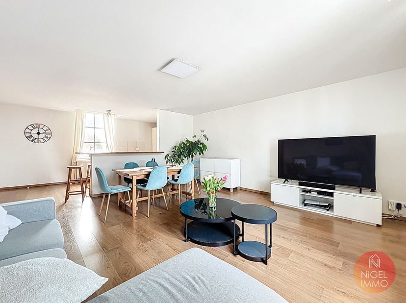 ✨ Appartement 2 chambres ou 1CH + bureau – PEB B – Awans ✨<br />
Nigel IMMO vous propose ce superbe appartement de 94 m² habitables, actuellement loué
