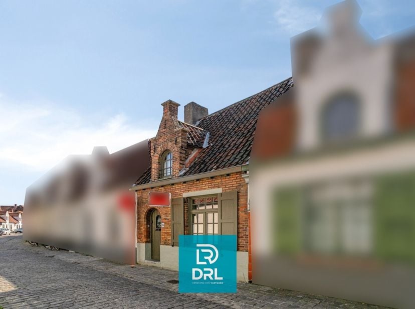 Maison à vendre à Rolweg 18,
                    8000 Brugge