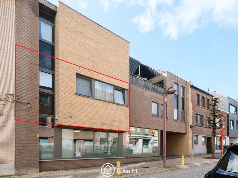 Appartement te koop in L. Lambrechtsstraat 12 bus 1,
                    3730 Hoeselt