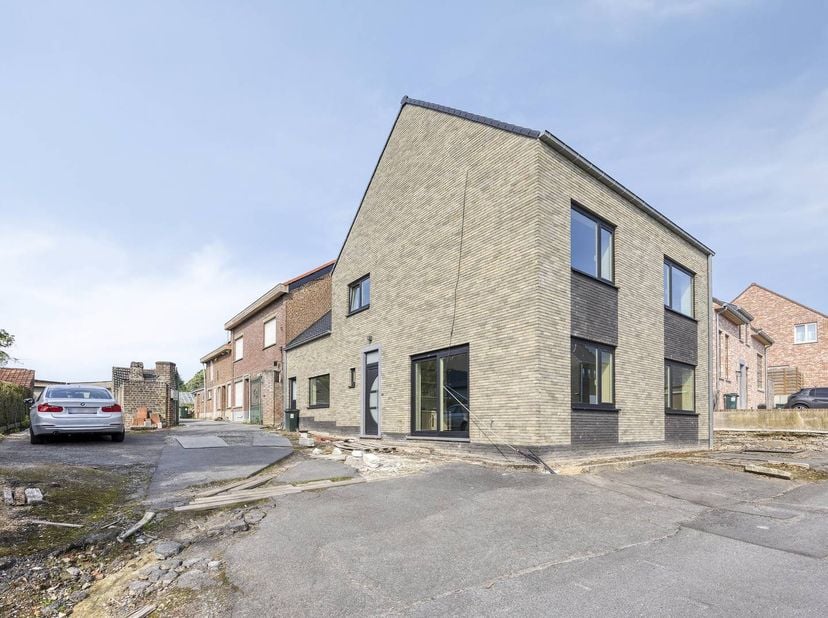 Huis te koop in Borgveld 3,
                    9700 Oudenaarde