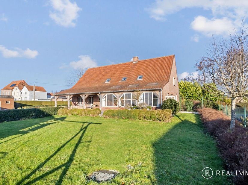 Maison à louer
                    à 9790 Elsegem