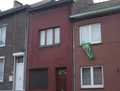                                         Woning te koop in Roux, € 49.000
