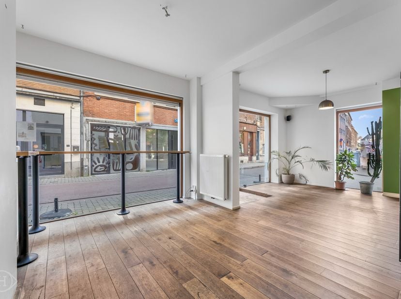 Bedrijfsvastgoed te koop in Parijsstraat 48,
                    3000 Leuven