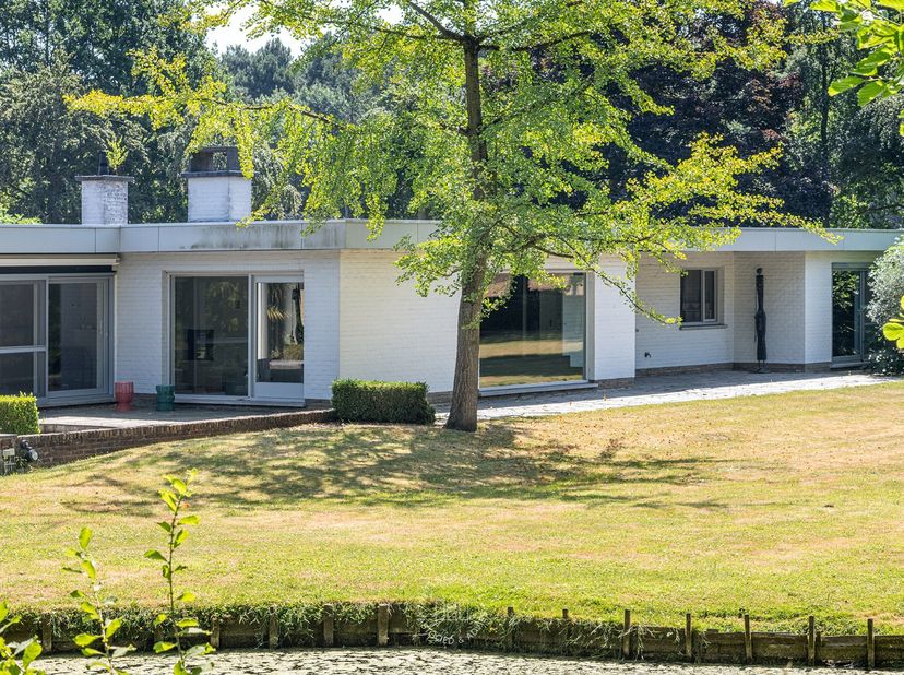Maison à vendre à Ganzeplas 49,
                    9880 Aalter