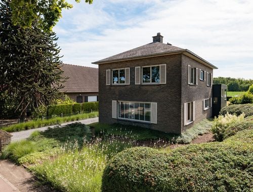                                         Maison à vendre à Nazareth, € 595.000
