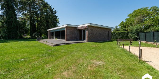 Bien professionnel à vendre à Grote Steenweg Padre Pio, 3400 Ezemaal