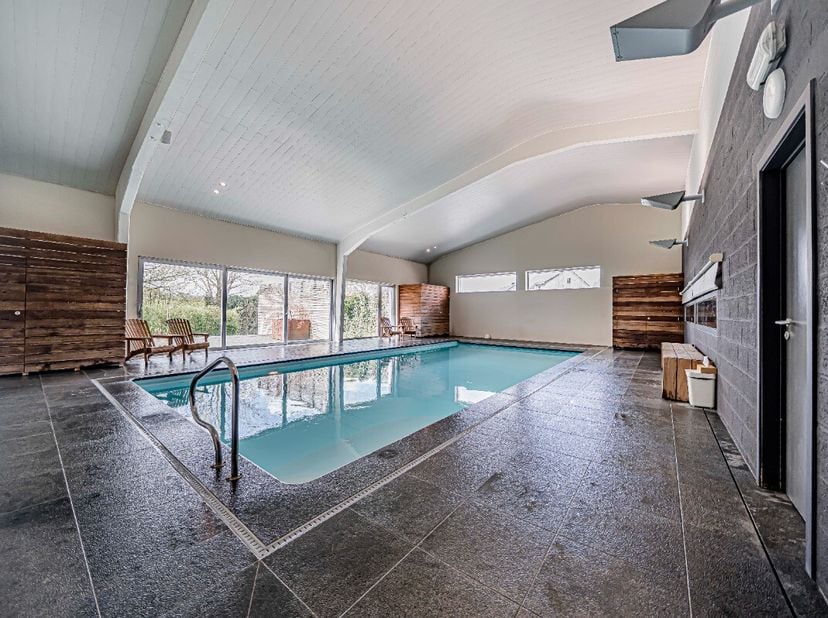 Huis te koop in Rue Saint-Eloi 23,
                    6640 Morhet