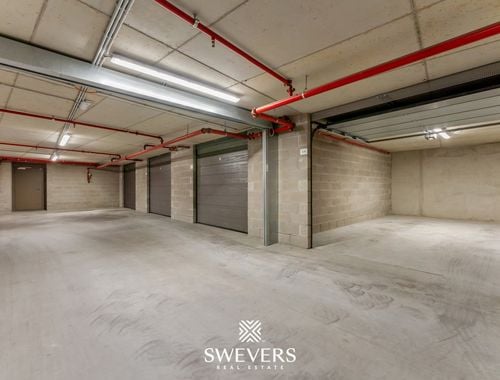                                         Garagebox te huur in Hasselt, € 220
