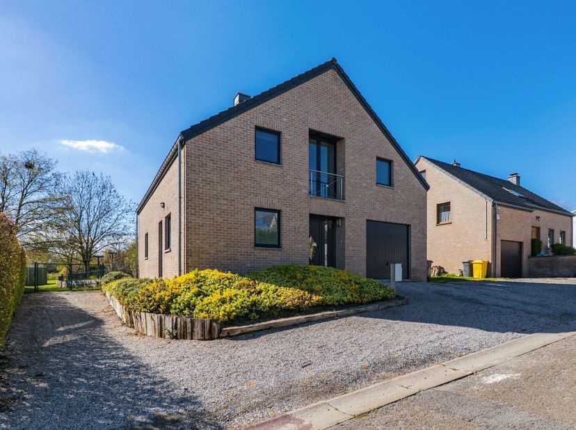 Huis te koop
                    in 5170 Lesve