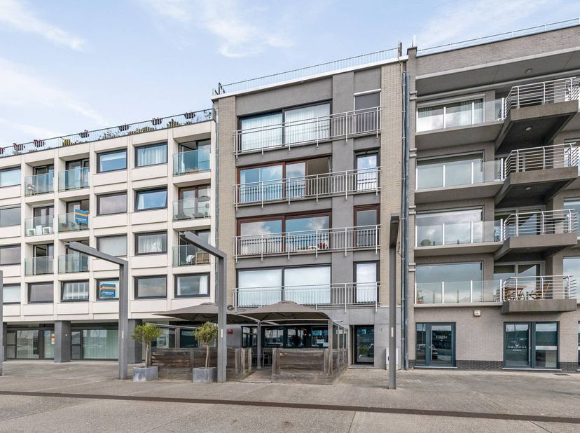 Bedrijfsvastgoed te koop in Rederskaai 7,
                    8380 Zeebrugge