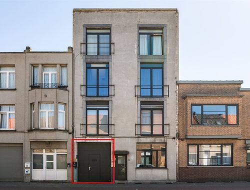                                         Immeuble d’appartements à vendre à Deurne, € 479.000

