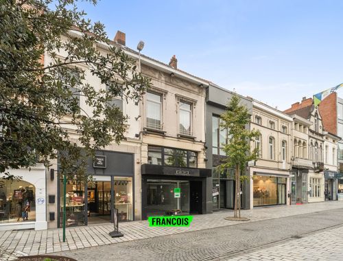                                         Maison à vendre à Roeselare, € 499.000
