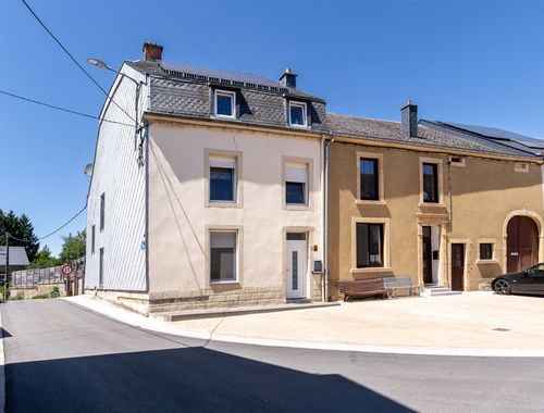                                         Woning te koop in Saint-Léger, € 380.000
