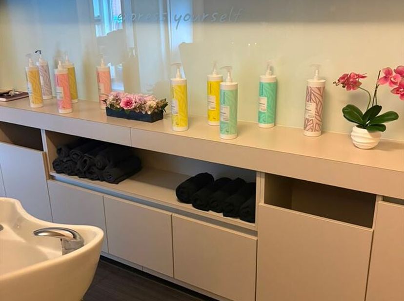 Local commercial de plain-pied prêt à emménager dans une galerie marchande à Beveren ! <br />
Vous recherchez un local commercial prêt à emménager dan