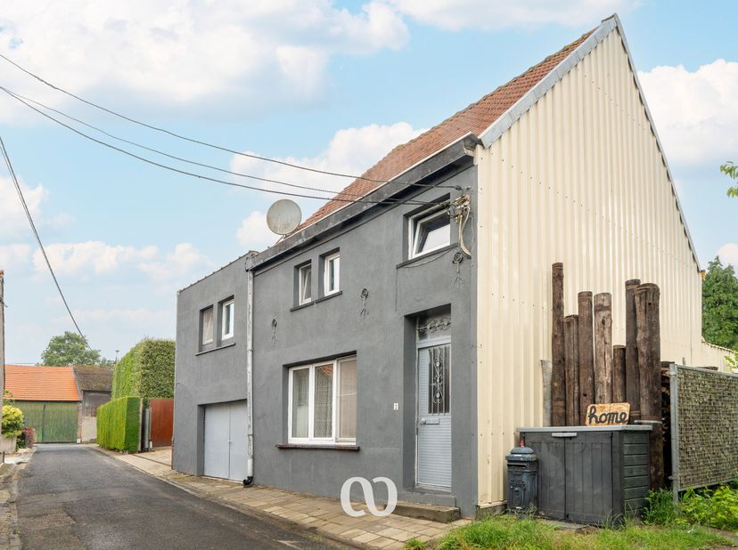 Eerste BEZOEKDAG op 1/7. Plan zelf je bezoek via onze site.<br />
Op zoek naar een rustig gelegen woning met veel ruimte en maar liefst vijf slaapkame