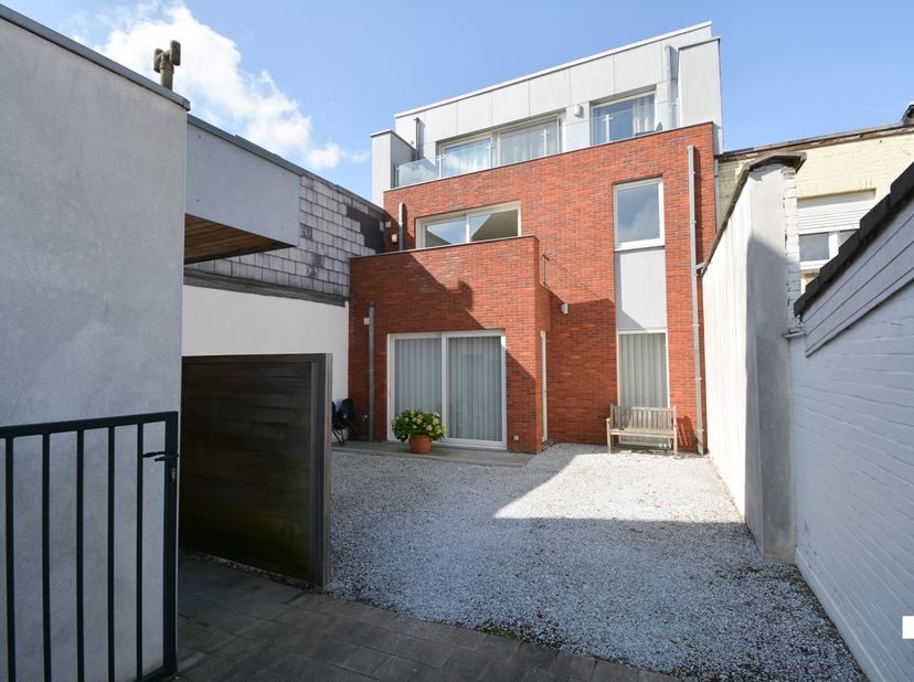 Appartement te koop in Dorpsplein 8 bus 21,
                    8880 Sint-Eloois-Winkel