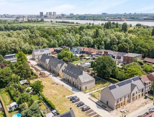                                         Koppelwoning te koop in Burcht, € 415.000
