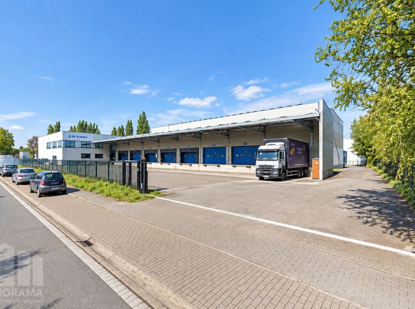 Bien professionnel à louer à Cyriel Buyssestraat 1,
                    1800 Vilvoorde