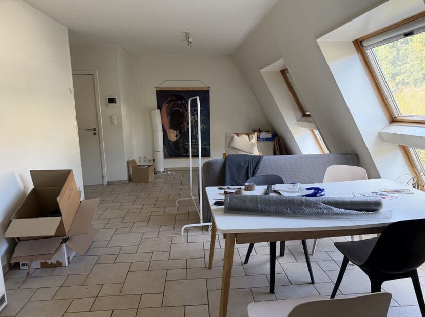 Appartement te huur in Place Albert 4/33,
                    4130 Tilff