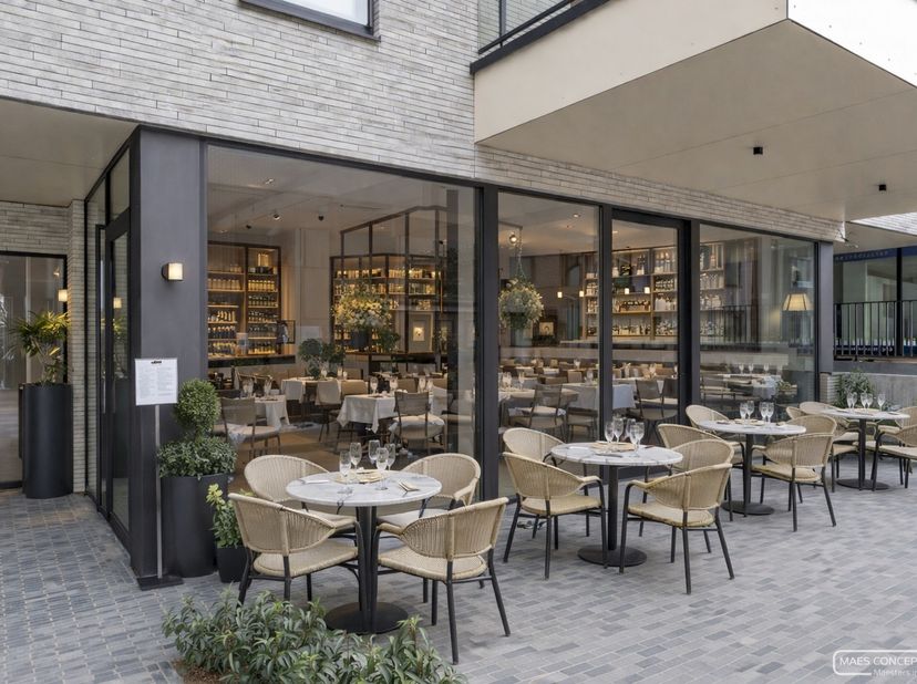 Bedrijfsvastgoed te koop in kerkstraat 12,
                    8570 Anzegem