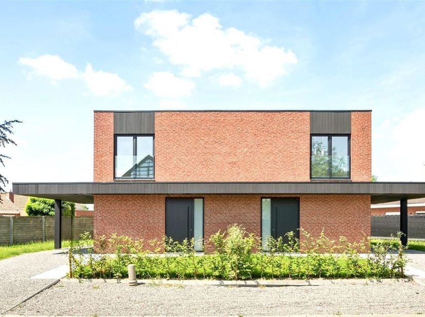 Huis te koop
                    in 8710 Ooigem