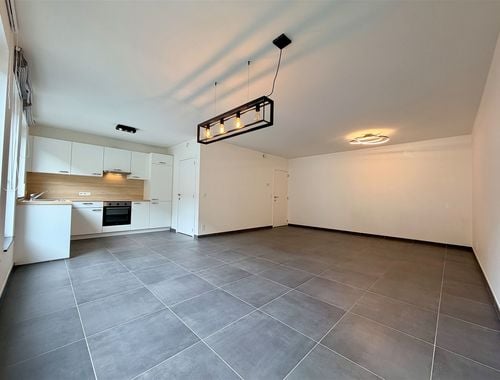                                         Appartement te huur in Tournai, € 950
